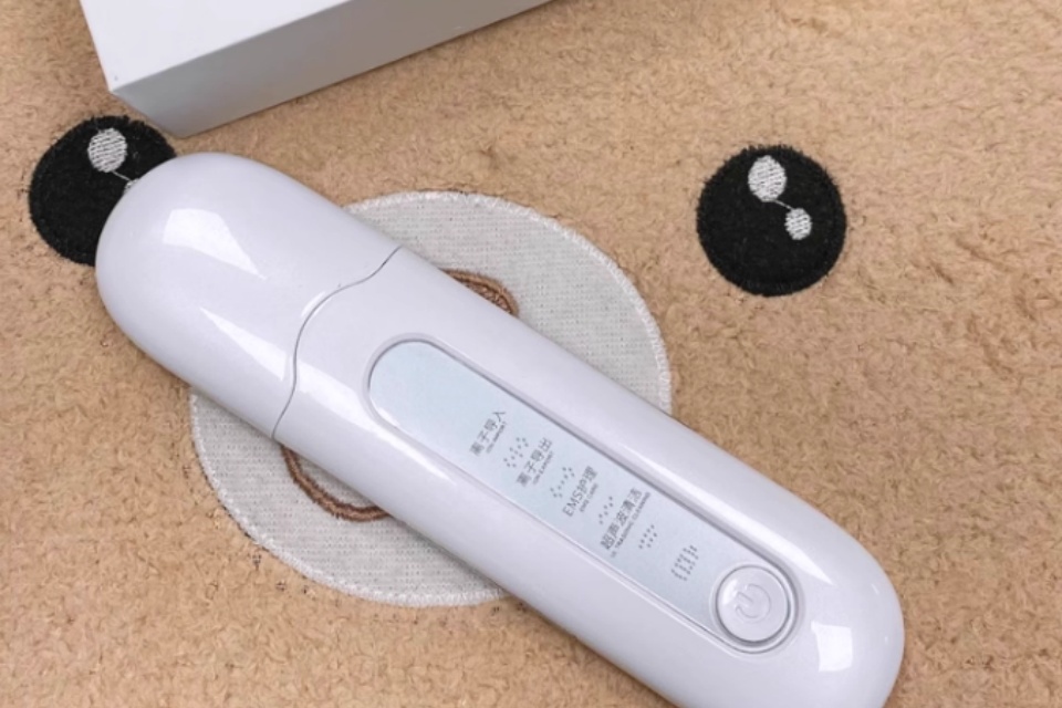Blackhead removal beauty equipment
