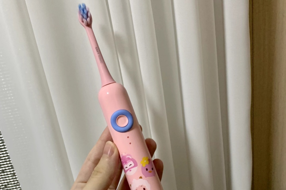 Electric children's sonic toothbrush