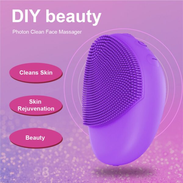 Facial Cleansing Brush